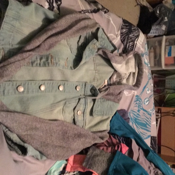 Jean jacket - Picture 2 of 2